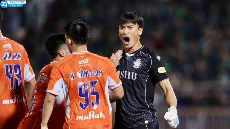 Thủ Môn Bùi Tiến Dũng - Cản 11M Của Công Phượng, Cứu Cả Đội 3 thu-mon-bui-tien-dung-2